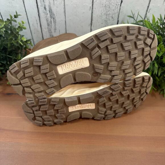 NWOT Khombu Women's Dusk Boots Size 7 - Picture 8 of 8